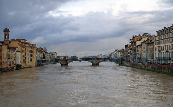 Bridge_over_Arno_after_Sunset–Florence